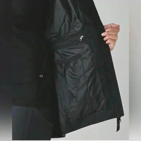 Lululemon Rain For Daze Jacket II in Hounds Camo Emperor Blue Black - Picture 10 of 12